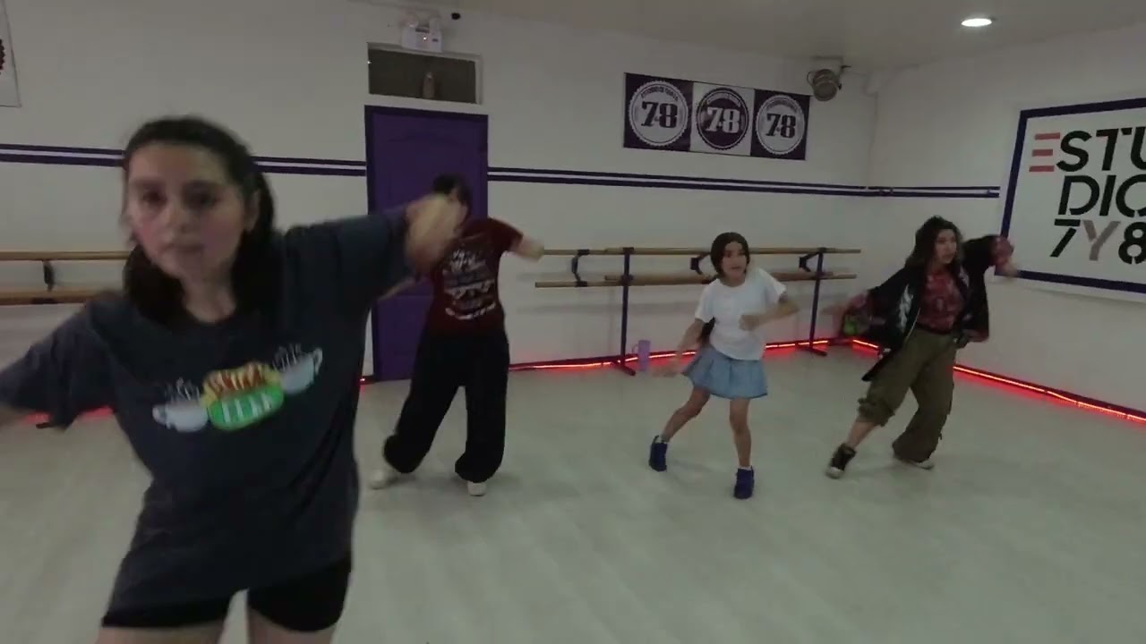 STREET DANCE | CHRIS BROWN - NO LIGHTS | J R  LOZANO | CHOREOGRAPHY  ESTUDIO 7Y8 2026
