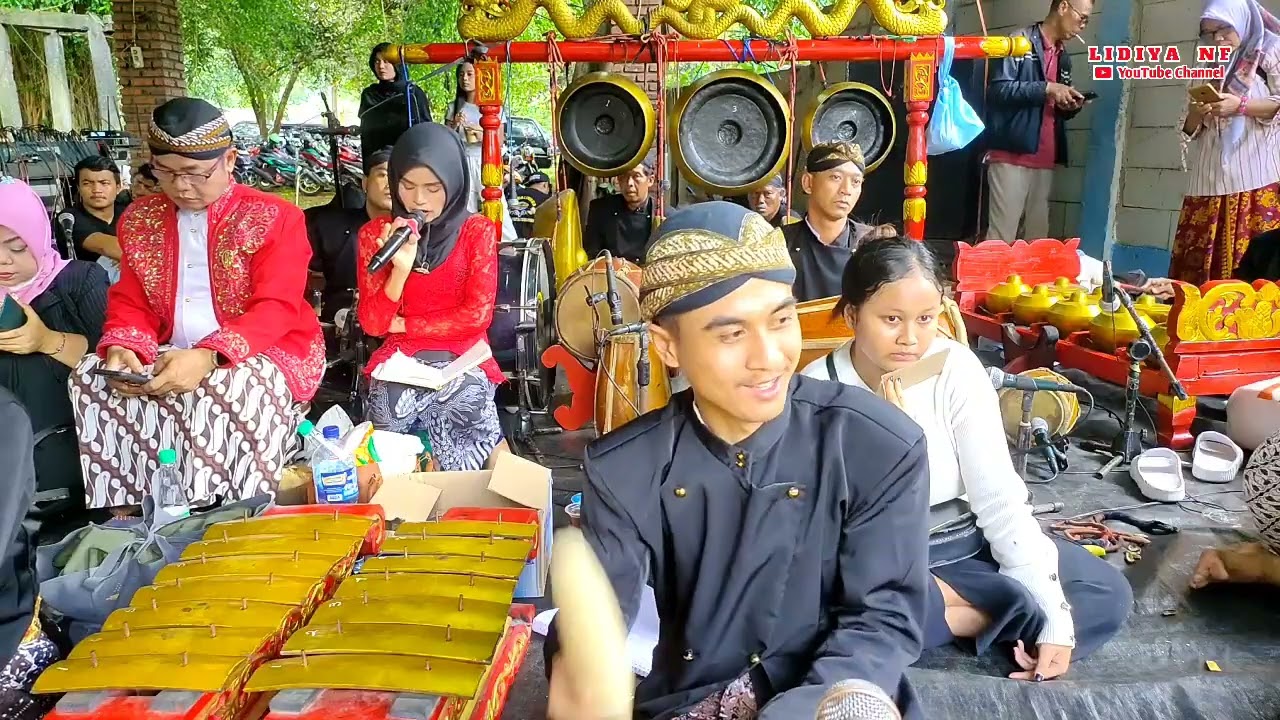 GENDING ELING ELING ELING DIBAWANI 🇮🇩 EBEG TRI MANUNGGAL SARI