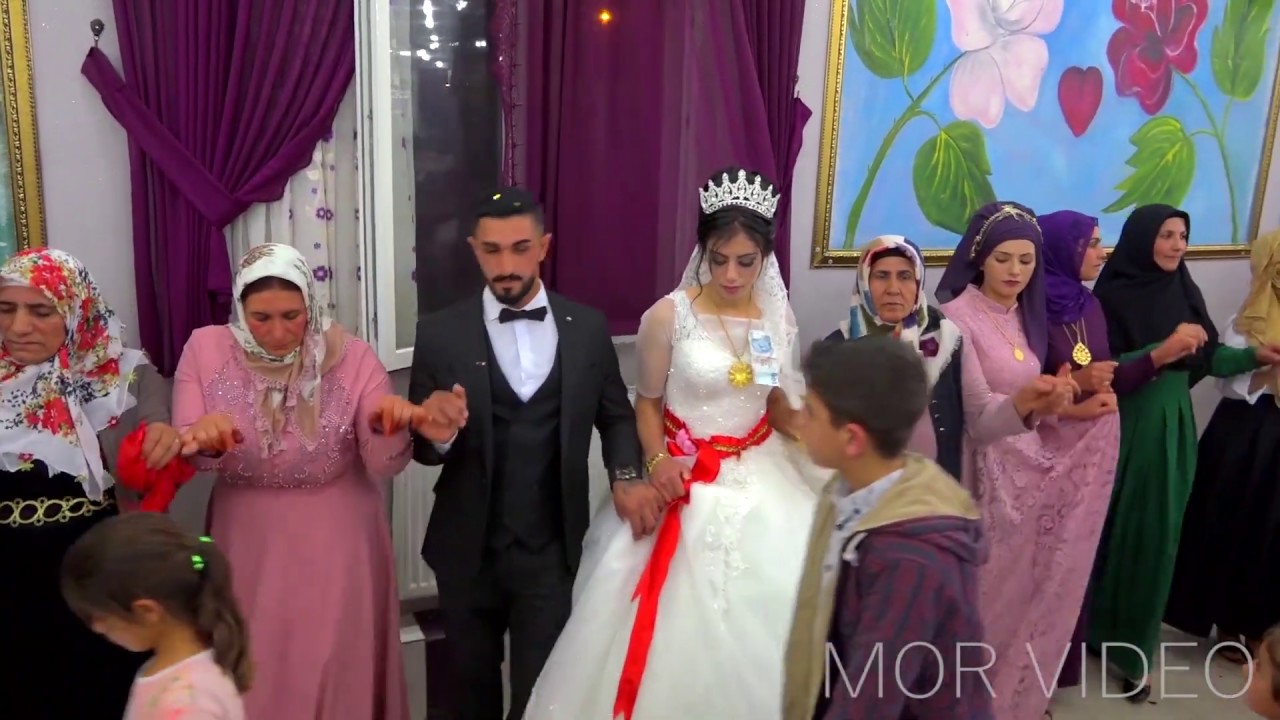 Meyrem ana düğünü - Akbalık Ailesi ( mehmet Akbalık ) Boran düğün salonu -mor video - Doğubayazıt