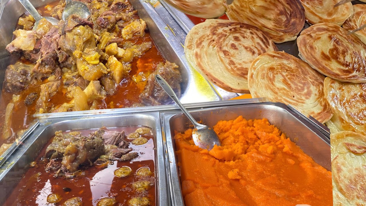 Paya , Murgh Chanay, Lacha Paratha | Lahori Nashata In Karachi | Street Food Of Pakistan