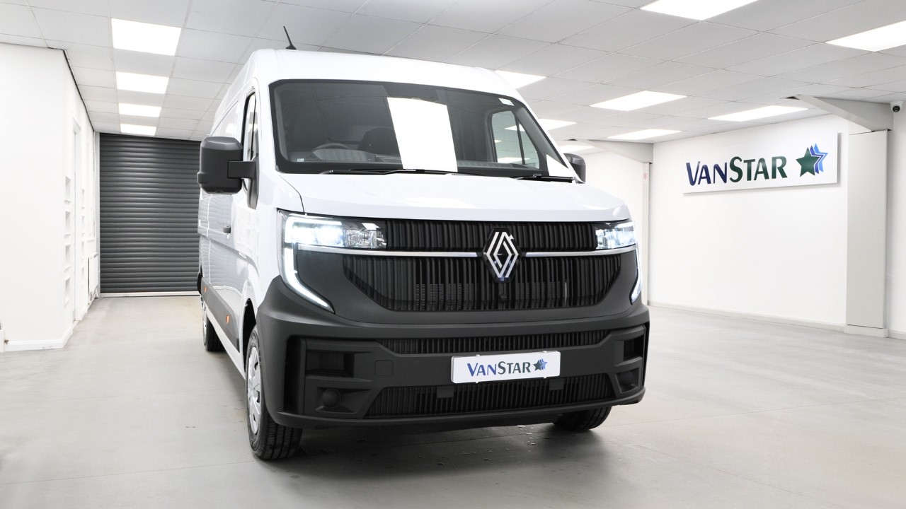 2026 Renault Master 35 L3 Long Advance Edition Mineral White 5 Door Panel Van - VanStar