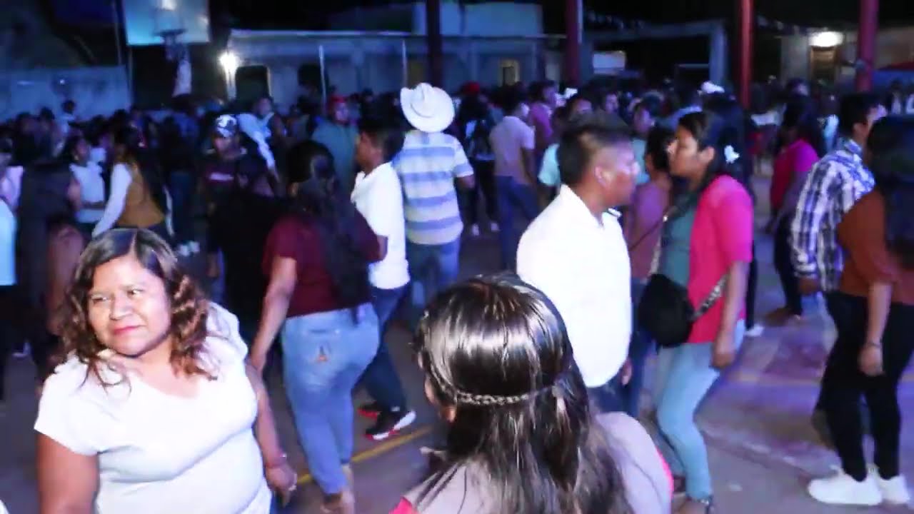 FERIA PATRONAL - MEZON DE IXTLAHUAC BAILE COMPLETO REGINO AGUILAR dvd 06