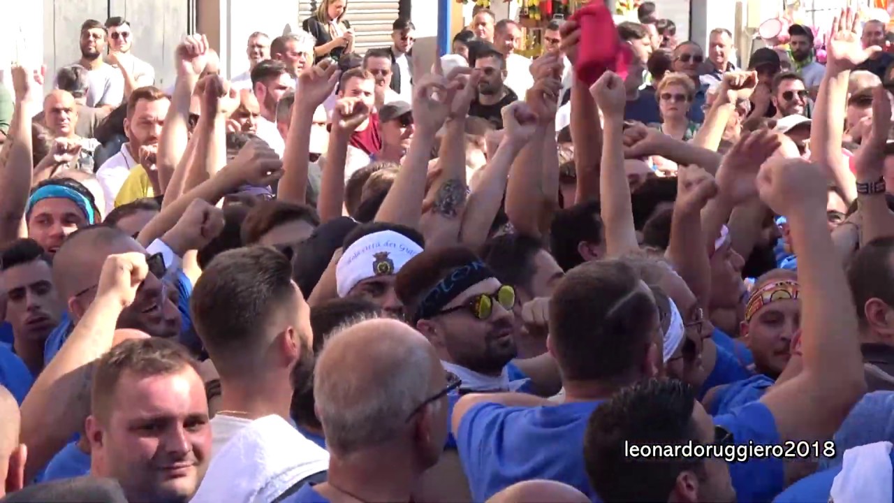 Barra 2018 | Piazza De Franchis |  Volontari e Insuperabile