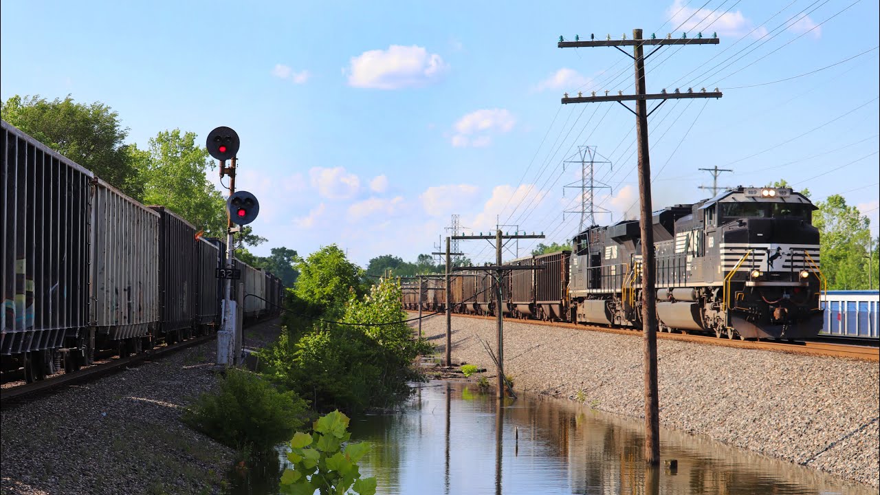 EPIC, COLORFUL Railfanning on CSX & NS Around Columbus, Ohio!!