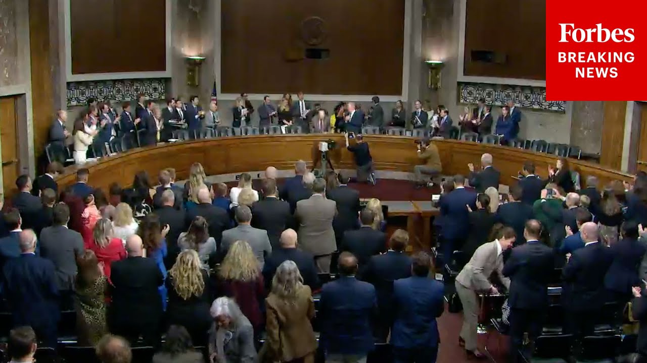 Chuck Grassley Gets Standing Ovation After John Kennedy Wishes Him A Surprise 'Happy Birthday'
