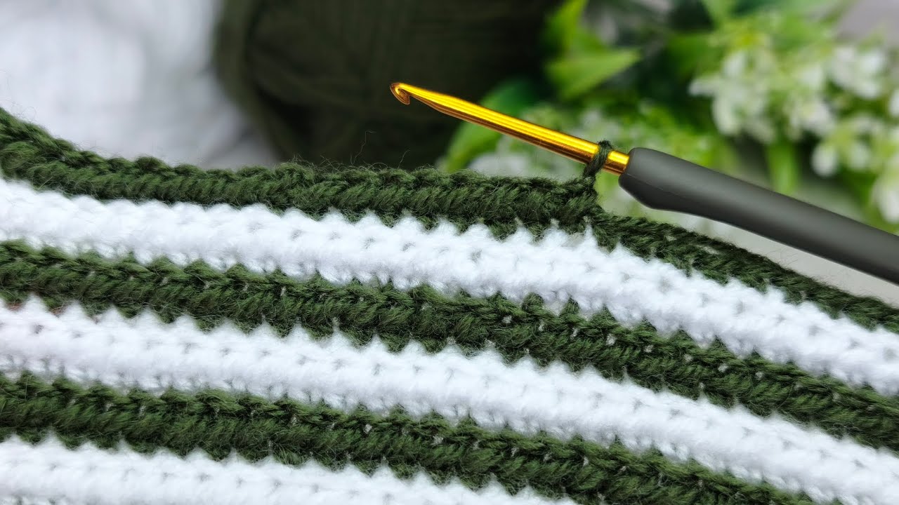 A very easy and stylish blanket pattern with instructions ♥️ #crochet #knitting #crochetbabyblanket 