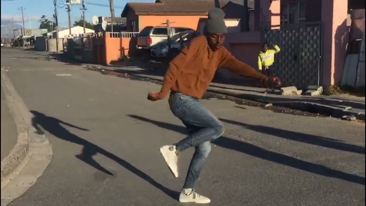 EZASE KASI DANCE CREW  Ft(Loyd)