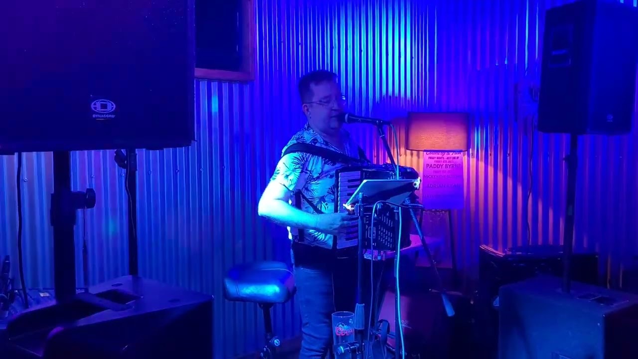 Adrian Ryan singing a Medley of Songs in Boylans Ardee - 18th July 2025