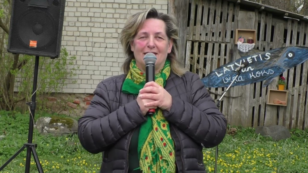 Inese &Scaron;mukste - 
