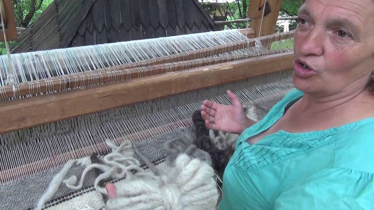 Як робляться ліжники. Показують майстрині з Яворова Косівського району