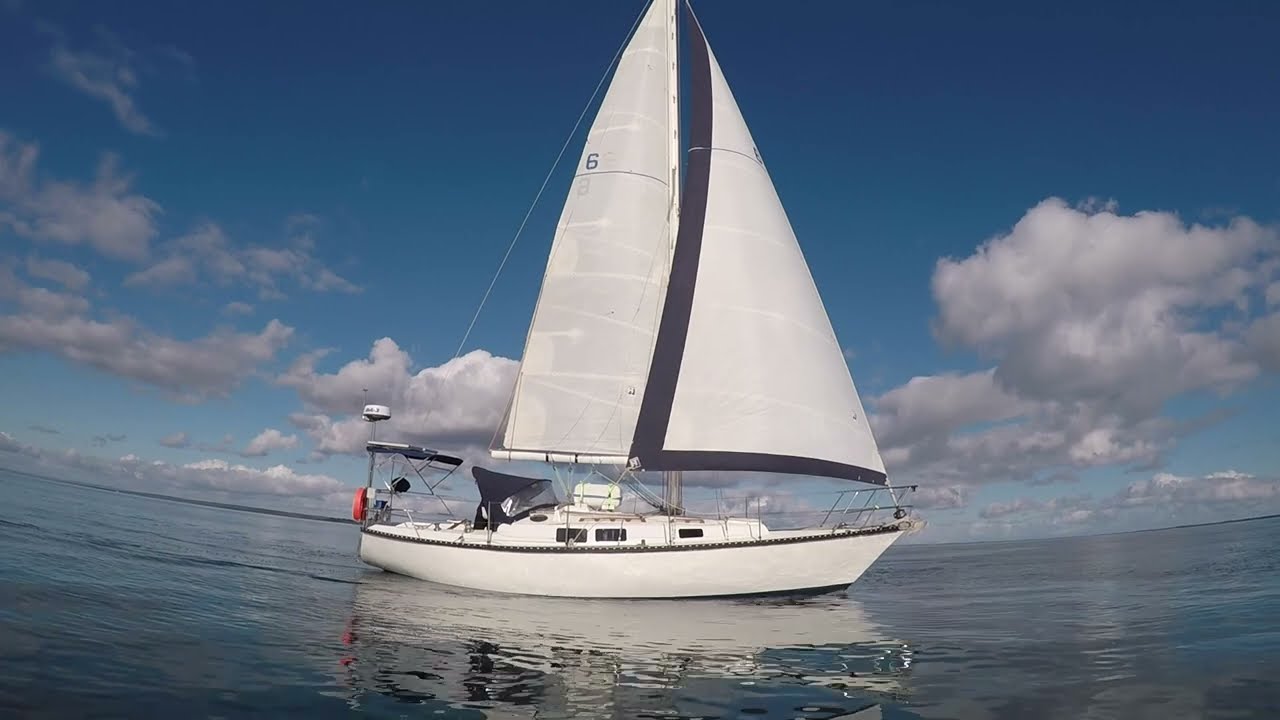 Just sailing a Phantom 32