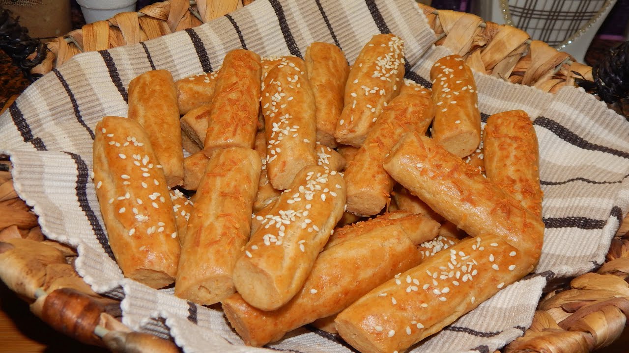Τα Πιο Εύκολα Μπατόν Σαλέ 🧀🥨 Αλμυρά Κουλουράκια  με Λίγα και Απλά Υλικά 👌 Θα τα Φτιάχνεις και Ξανά!💯