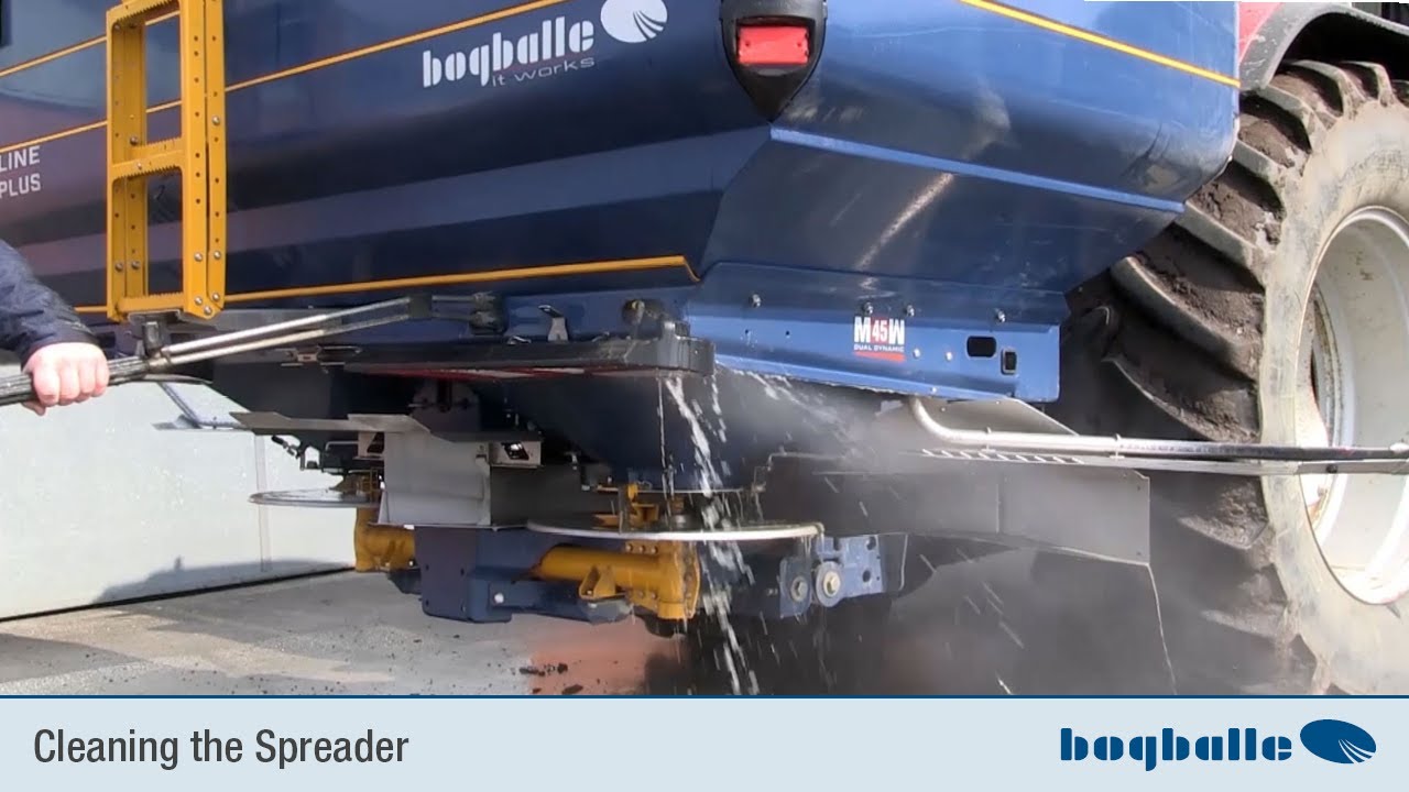 Cleaning the Spreader