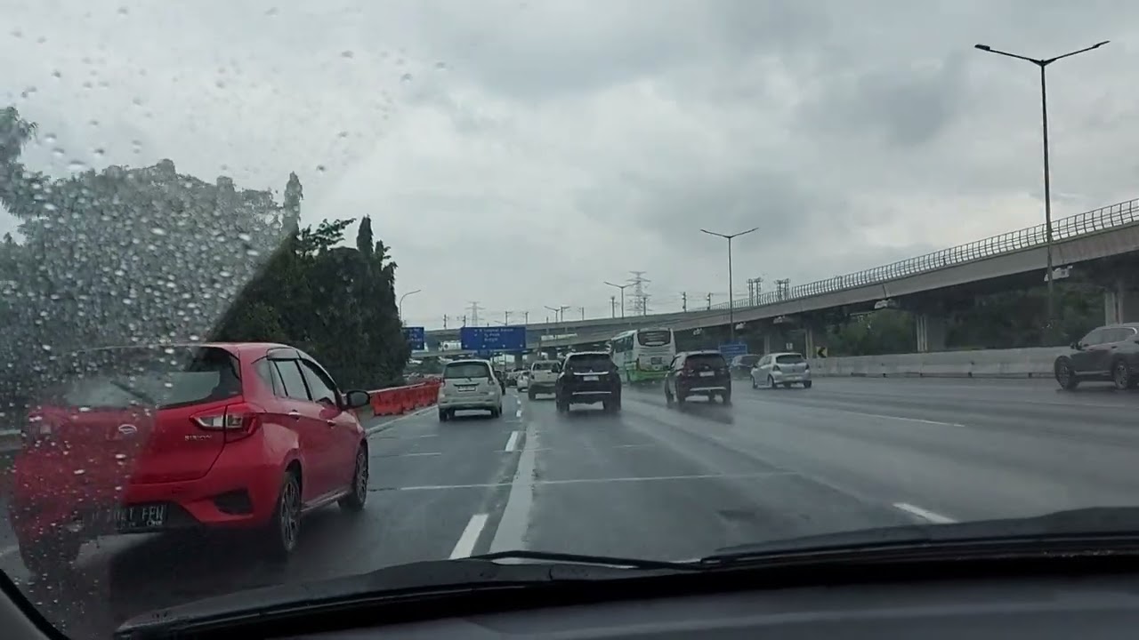 DARI JATIBENING VIA GERBANG TOL PONDOK GEDE TIMUR 2 KE TOL JAPEK MENUJU KAWASAN CAWANG, 01 02 2026 