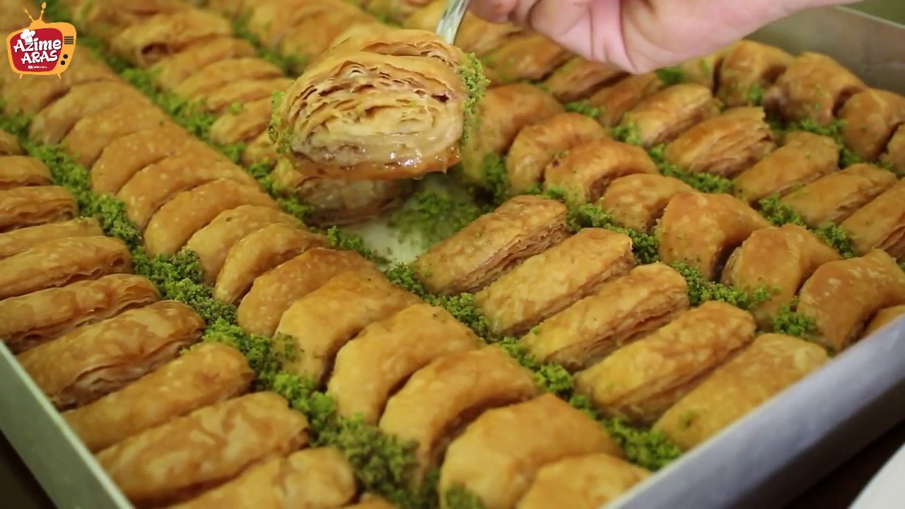 2 beze ile ay baklavası tarifi/mükemmel sonuç için tek tek yufke açmaya son