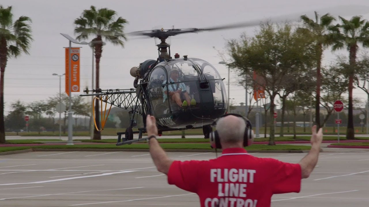 Sud SA-318C Helicopter Lands at HAI HeliExpo 2015 - AINtv Express