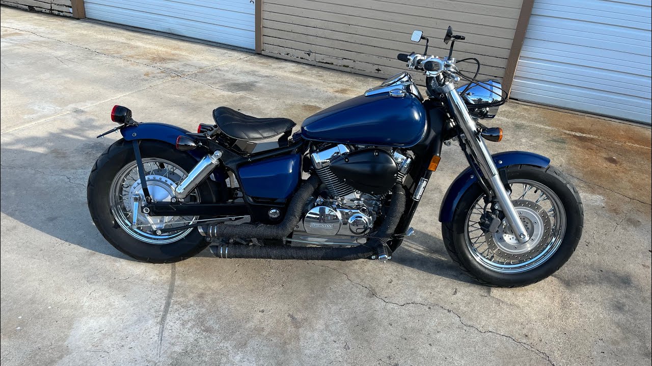 Преображение мотоцикла Honda Shadow 750 Aero Bobber 2009 года.