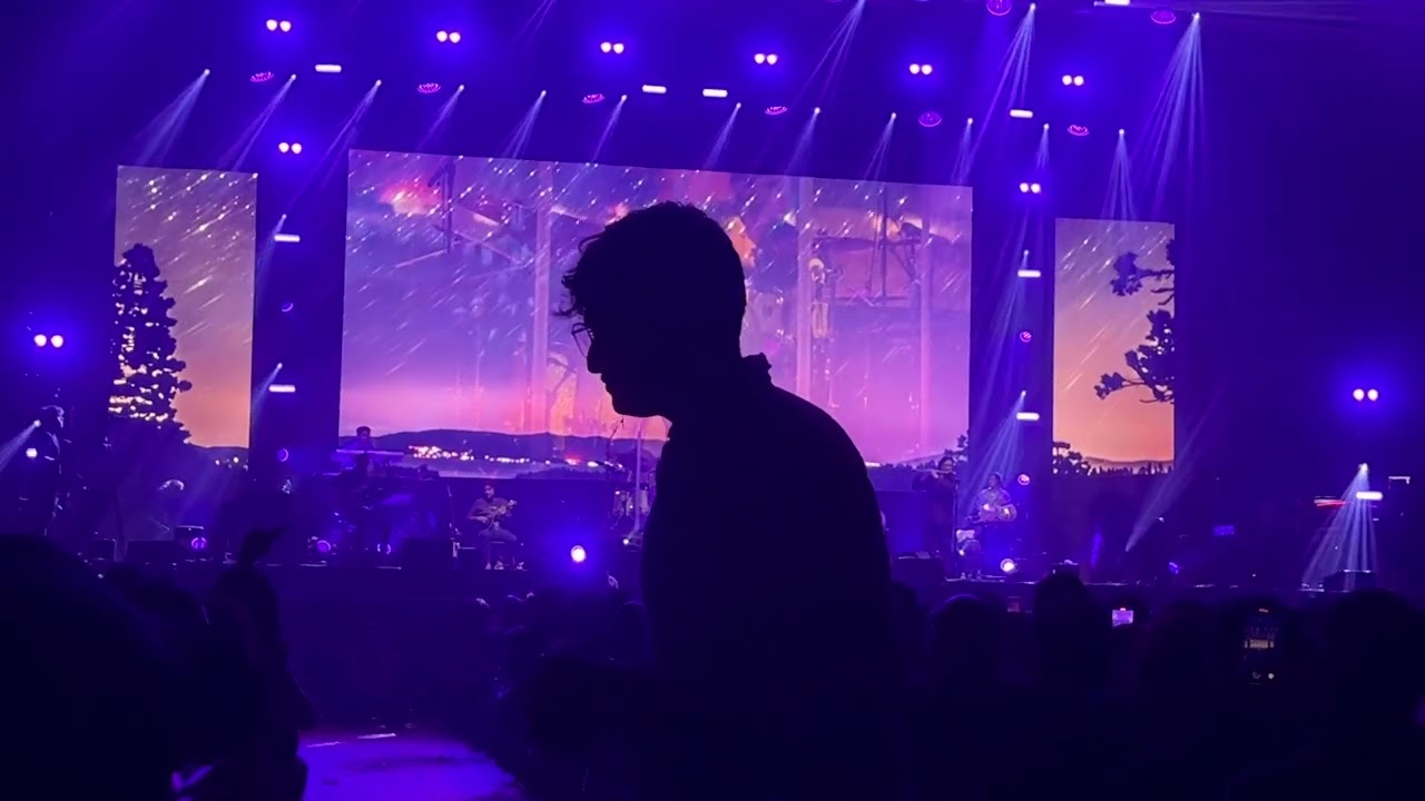 Atif Aslam performing Yeh Haseen Wadiyan in london concert 8/9/24 Wembley Arena