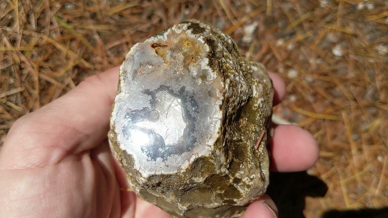 Polishing Rocks With Diamond Pads!