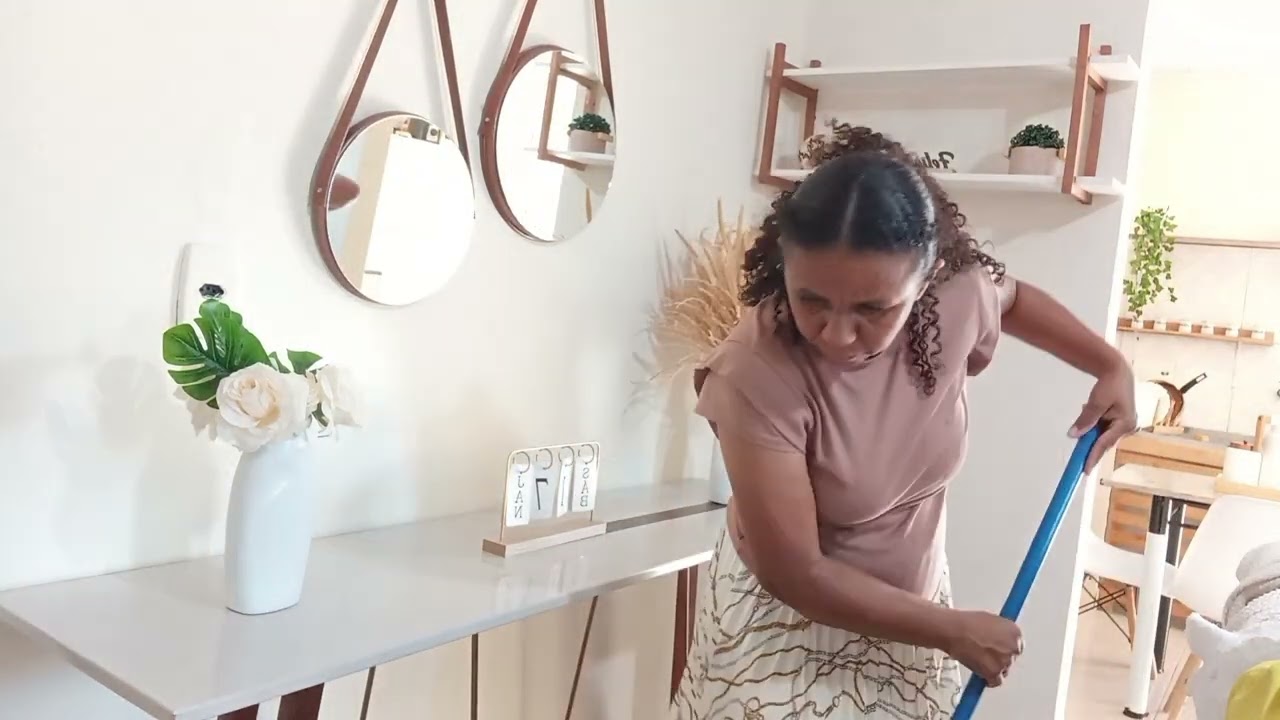 Primeiro vídeo toor pela minha casa no sertão.