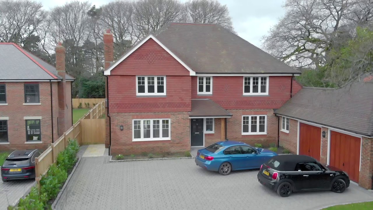 SOLD | 5 bedroom detached house for sale | Boundary Road, Grayshott, Hindhead, Surrey