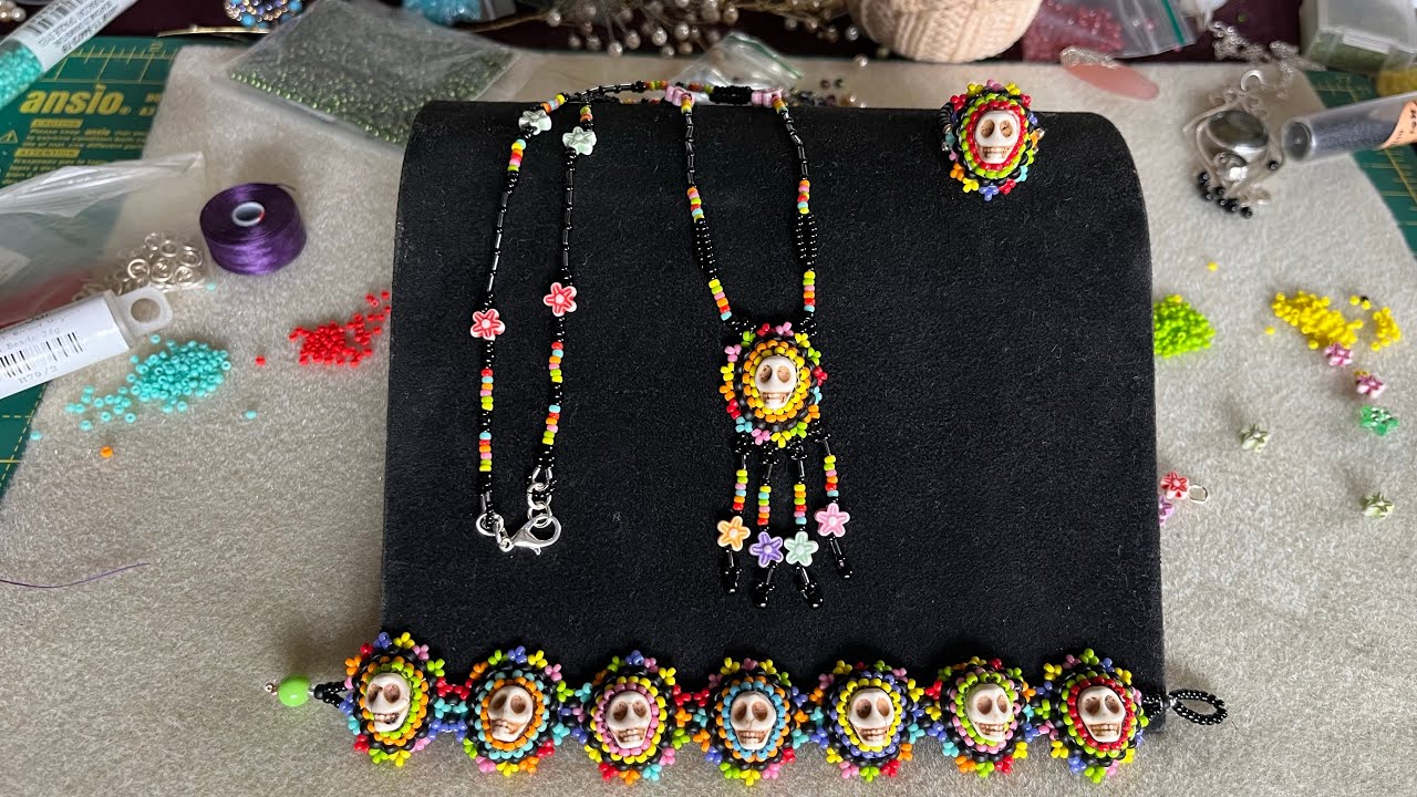 Tutorial / experiment Day of the dead sugar skull necklace Fun Halloween project 🎃 