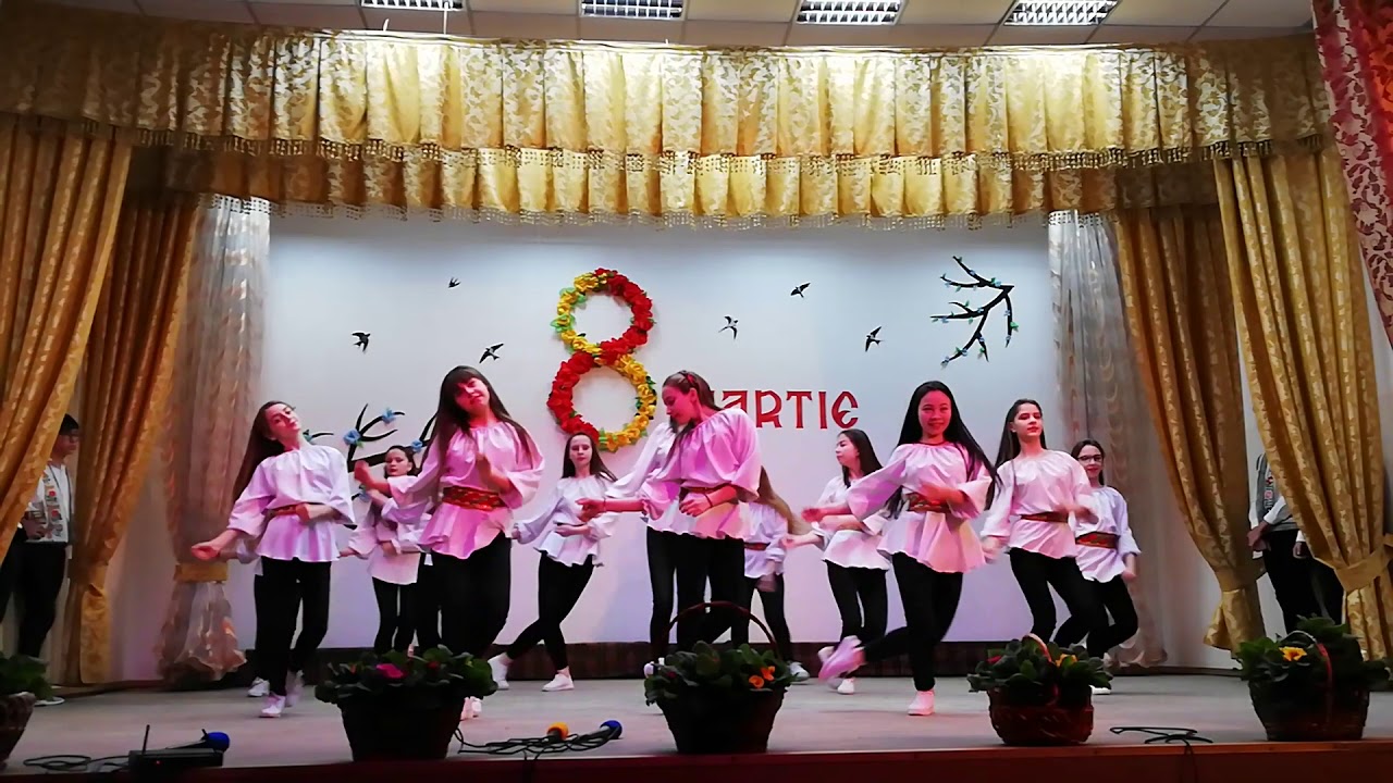 Ansamblul ,,Firicel de busuioc