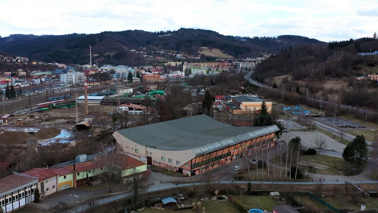 Zimní stadion Na Lapači si připomíná 35 let od zastřešení