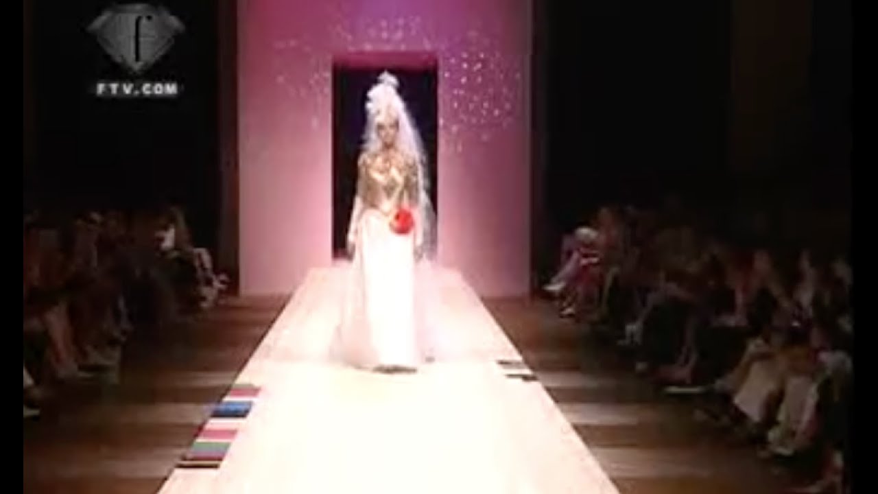 Christian Lacroix Haute Couture Fall/Winter 1999-2000