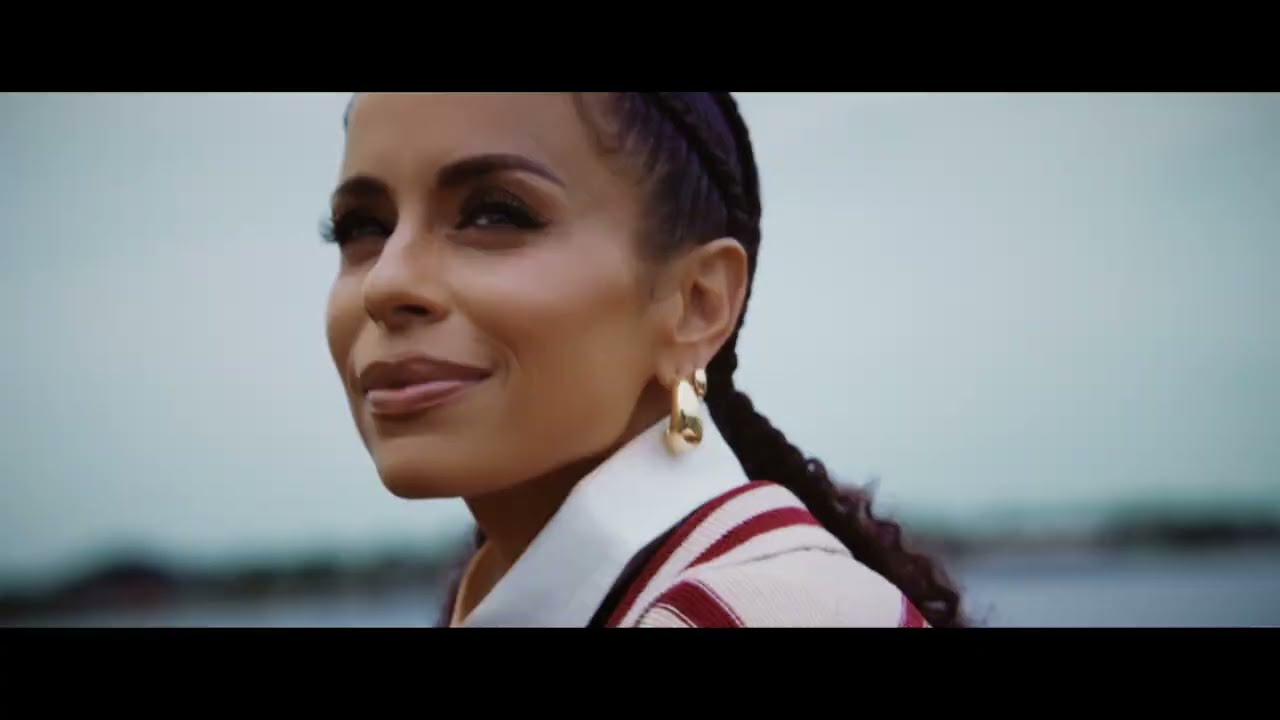 Blanca & Ryan Ellis - I'm Yours (Official Music Video)