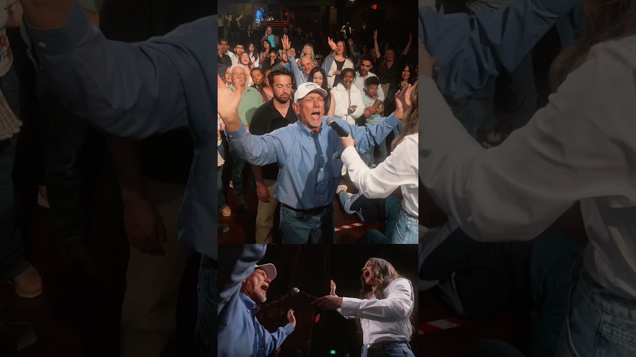 Получает дар Божьей силы