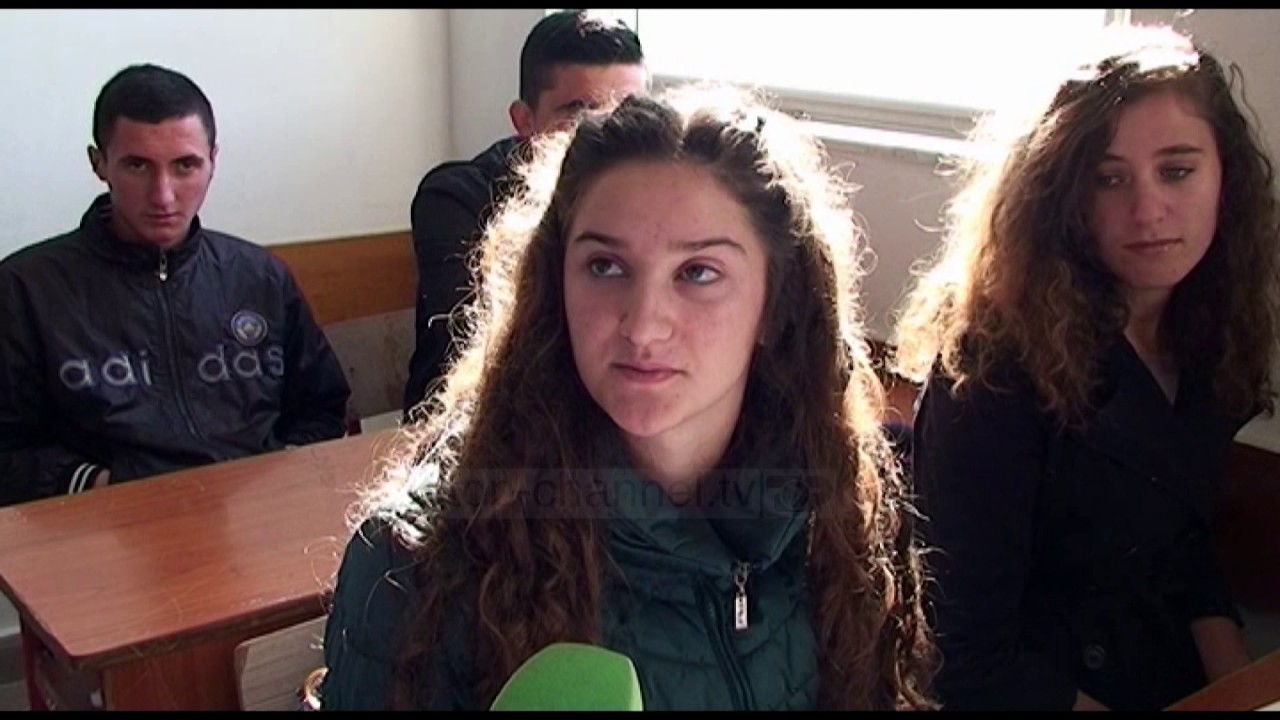 Këlcyrë, fëmijët e 8 fshatrave ecin disa orë për në shkollë - Top Channel Albania - News - Lajme