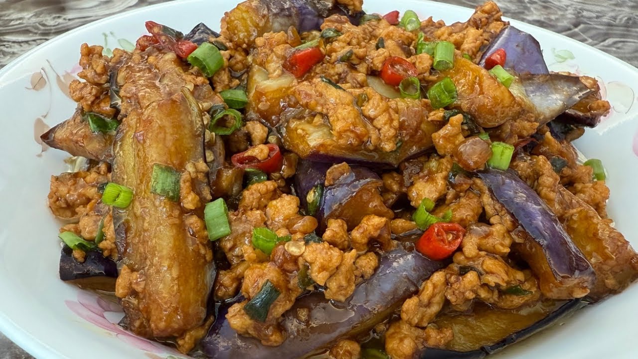 Stir-Fried  Eggplant with Minced Chicken | Easy Eggplant Recipe