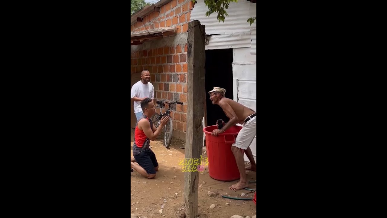 Beto Jaraba le mete el Celular de Pello en Agua 😱😱