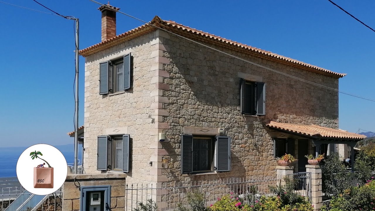 BEAUTIFUL 4 BED HOUSE WITH POOL ABOVE STOUPA, MESSINIA