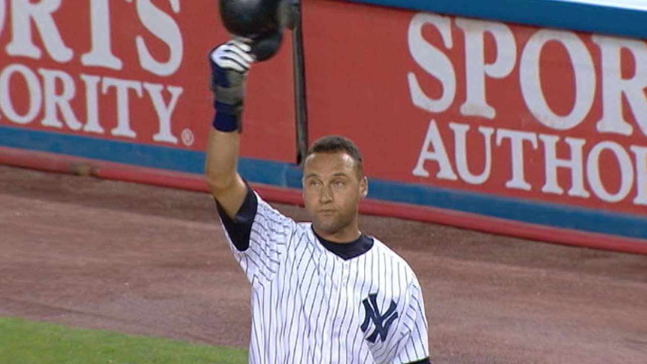 Derek Jeter passes Lou Gehrig's Yankee Stadium hit mark