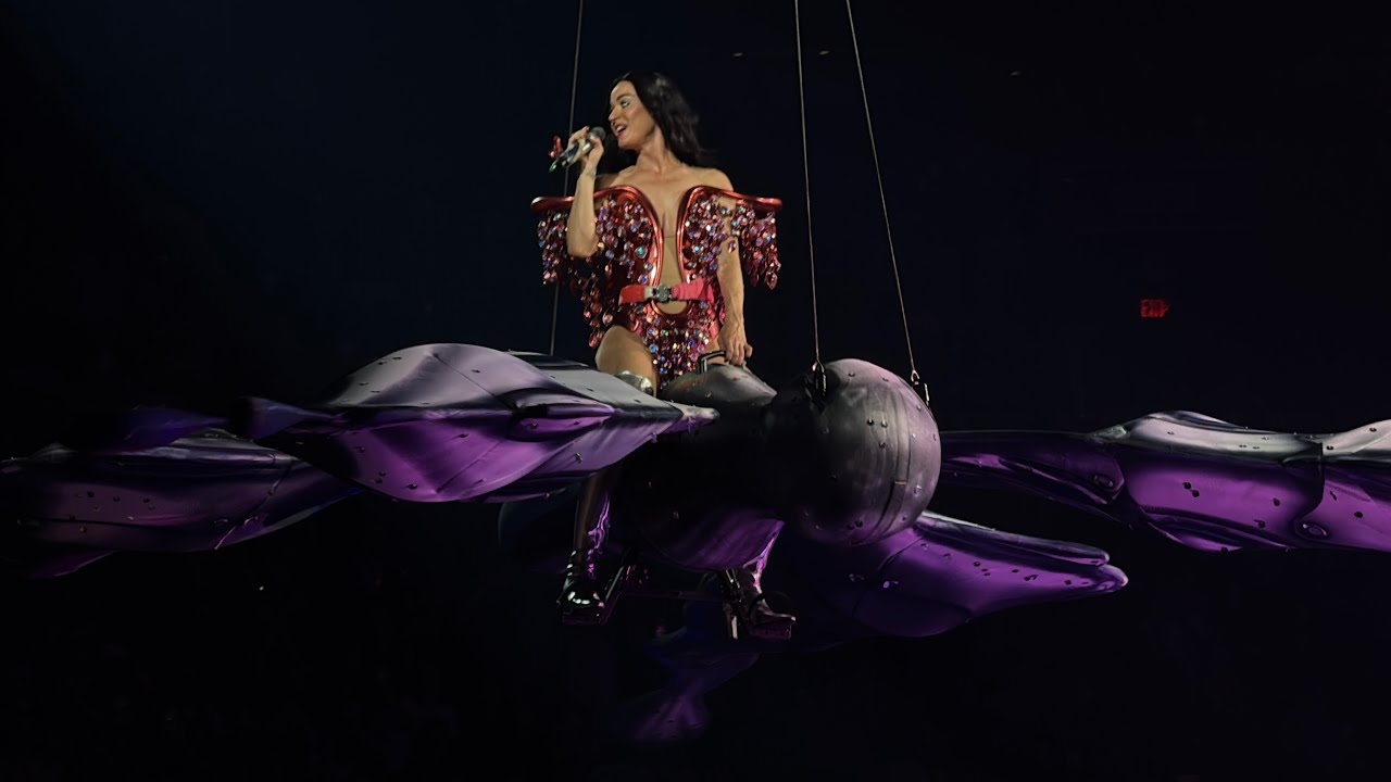 KATY PERRY - ROAR / DAISIES / LIFETIMES / FIREWORK - 4K (THE LIFETIMES TOUR ♾️ MÉXICO 29/04/25)