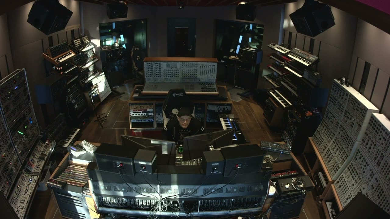Deadmau5 Live @ Twitch (doing things) 2022