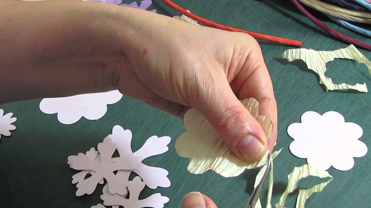 Making Paper Flowers with Paper Twist