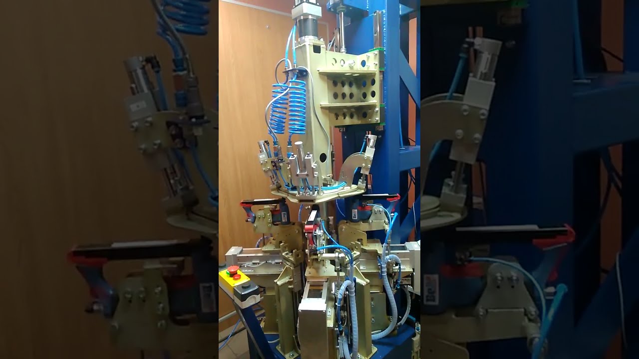 Универсальный станок автоматической обивки (сборки) сидений табуретов