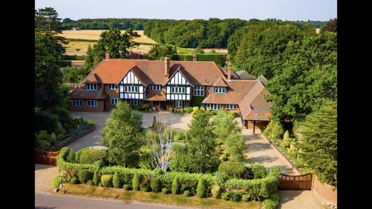 Impressive detached property for sale at £5,250,000 in an exclusive Chorleywood turning.