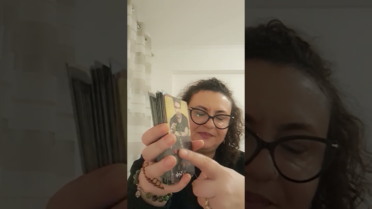 Se pare că astrele îl ajută✨️✨️ face pasul cel mare ...va veni spre dvs.Mult timp n a știut ce vrea.