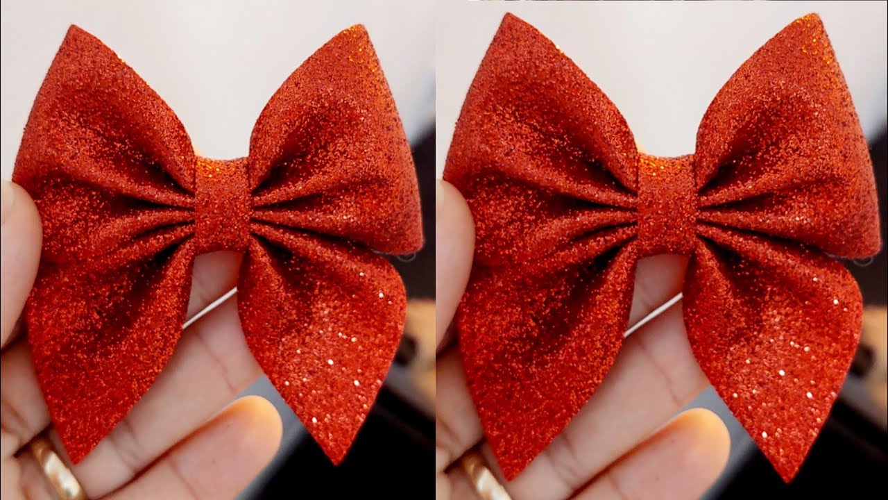 Como fazer um LAÇO DE EVA com glitter para o natal 2025 [Lacinho de EVA simples e  fácil]