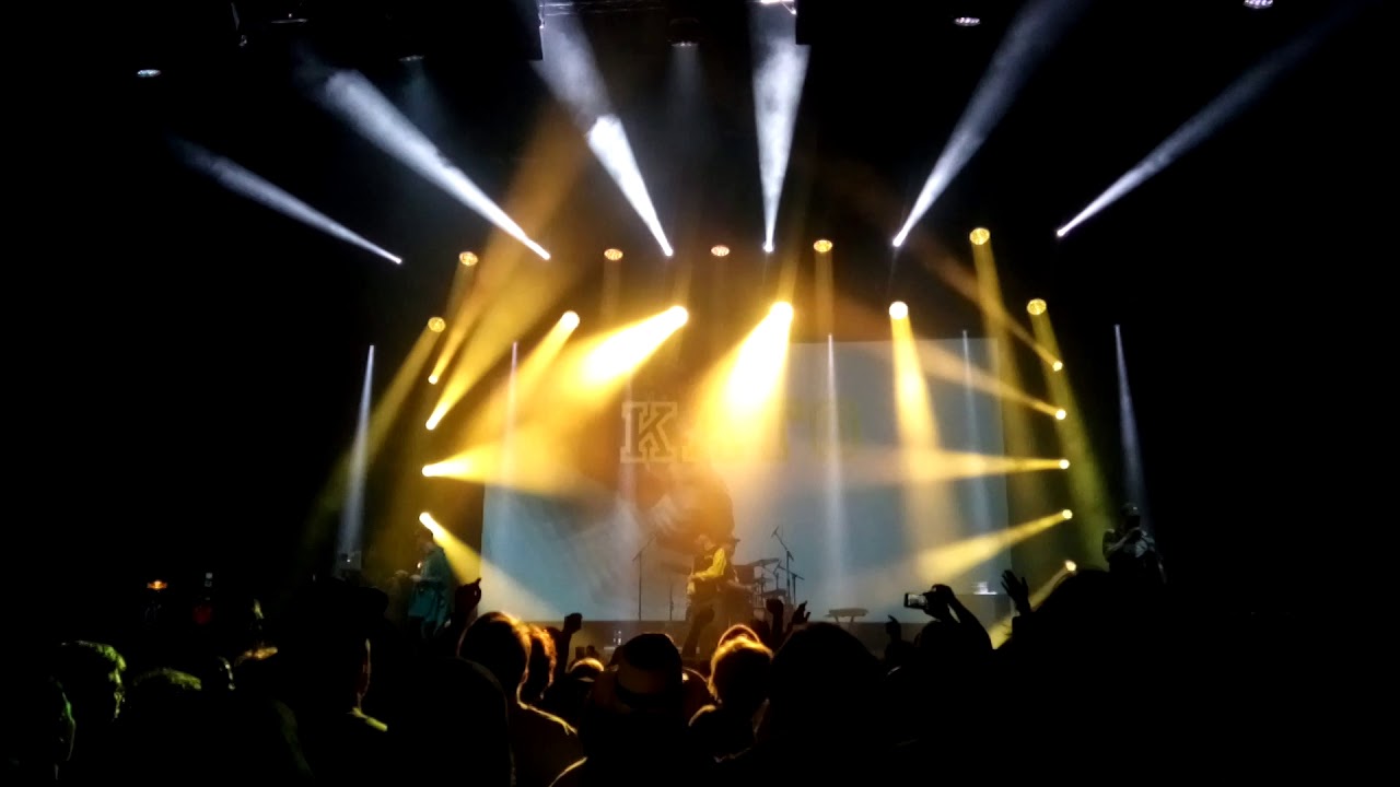Chaozz - Hej lidi live@Forum Karlim, Praha