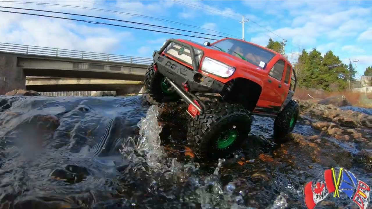 Scx6 Honcho Sporting NEW SHOES .. Come with me while I weather them. You'll be GREEN with Envy. 😂😂