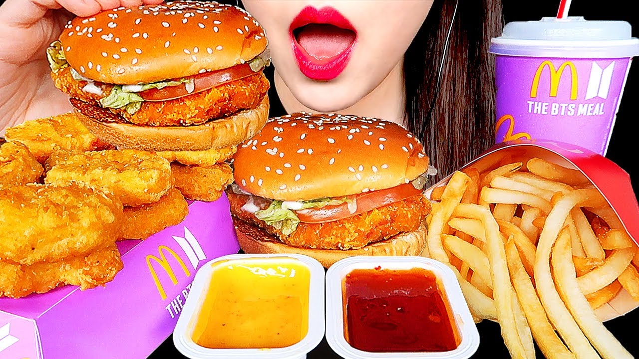 ASMR MUKBANG | MCDONALDS BTS MEAL *CHICKEN NUGGETS, BURGER 맥도날드 방탄소년단 세트 먹방 咀嚼音 EATING SOUNDS