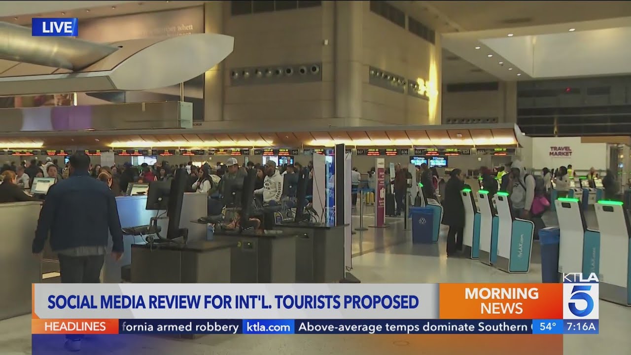 U.S. proposes broader social media checks for travelers