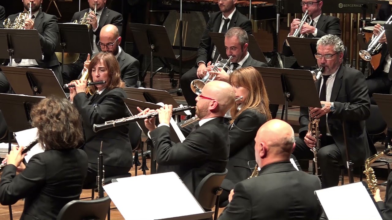GUILLERMO MARTÍNEZ: Urriellu (estreno). Banda Ciudad de Oviedo