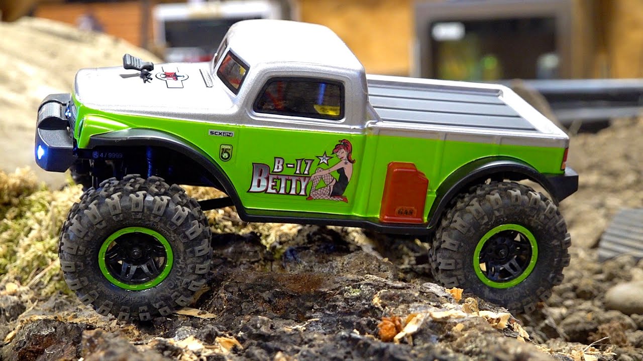 UNBOXiNG & FiRST TEST! AXiAL SCX24 B-17 BETTY TRUCK (LiMiTED EDiTiON) w/ COIN | RC ADVENTURES