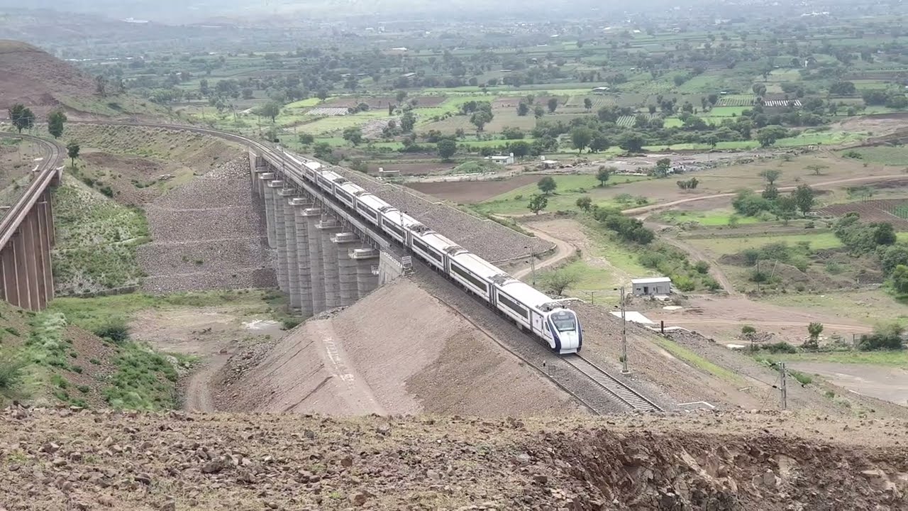 Pune -Kolhapur Vande Bharat Express White Livery Passing The Shindawane Ghat Amazing View 